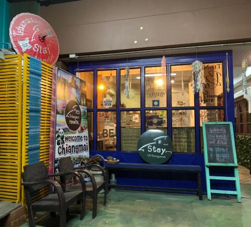 Chiangmai HomeTeLにあるシーティングエリア
