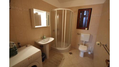 Kúpeľňa v ubytovaní Villa Neela