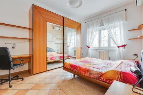 Posteľ alebo postele v izbe v ubytovaní Darsena & Navigli Cosy Flat