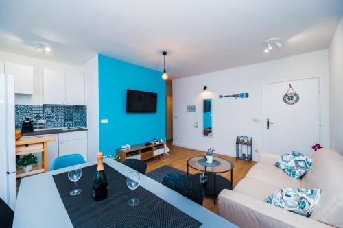 Apartment SOL-1 in old part of city centar