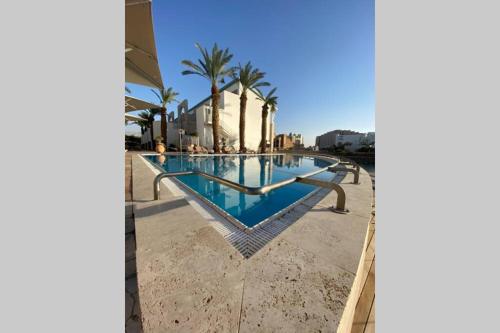 Haverim Ba’Lagouna AMAZING Duplex 3BR Front Sea