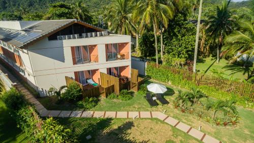an aerial view of a house at Vistabela Resort & Spa in São Sebastião