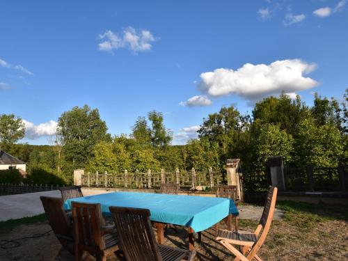 Gallery image of Holiday home with private heated pool in Villiers-les-Moines