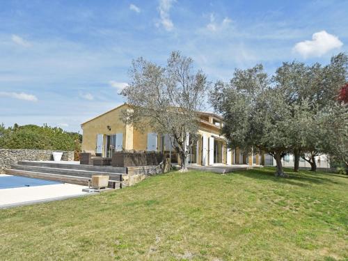 Stylish Villa in Southern France with Pool