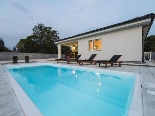 Fotografie z fotogalerie ubytování Beautiful villa with private swimming pool v destinaci Briševo