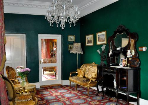 Gallery image of Highfield House Guesthouse in Trim