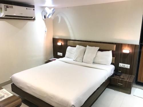 Gallery image of Hotel Castle Inn in Mumbai