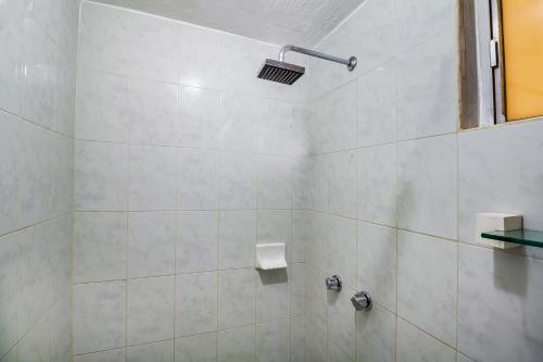 A bathroom at Suites Navata