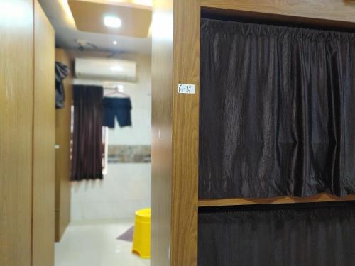Fotografie z fotogalerie ubytování Super Dormitory AC DELUXE v Bombaji