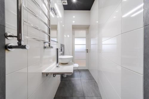 Ένα μπάνιο στο InshiApartments on Teodora square