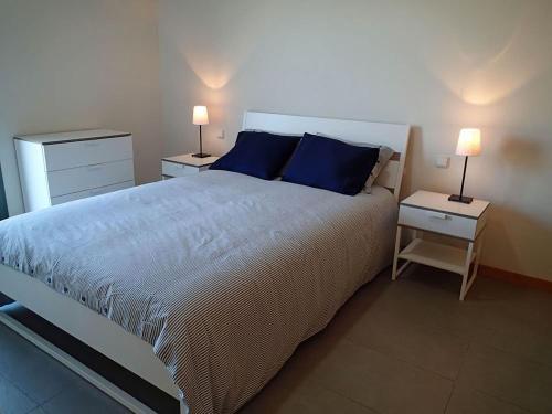LOS BALOS 29 by RENTMEDANO top level, spectacular ocean views, parking, wifi