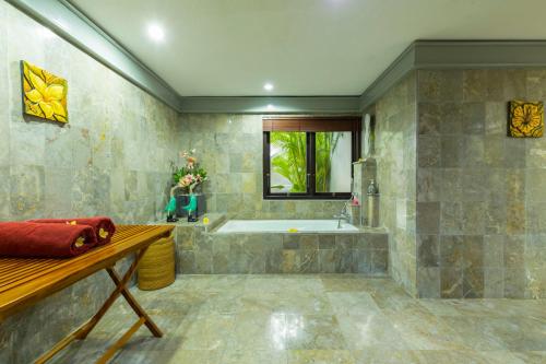 Ванна кімната в Villa Kibbi