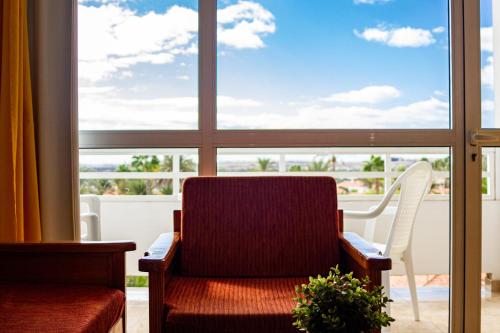 A seating area at Seaview Friendly Holiday Home 2