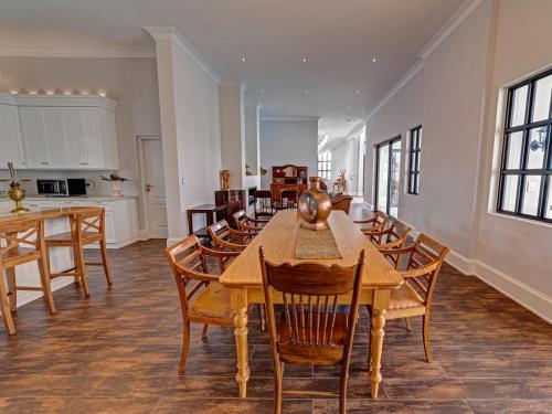 Gallery image of Lagoon Suites Guesthouse CC in Walvis Bay