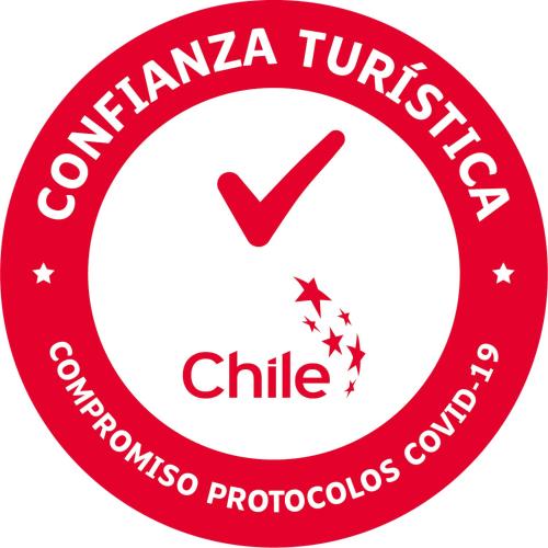 a red circle with the words colombia turkish china and the words at La Cabaña de Piedra in Las Trancas