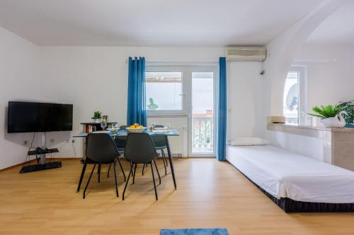 Posteľ alebo postele v izbe v ubytovaní Apartments ANITA