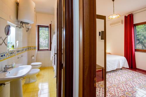 Kúpeľňa v ubytovaní Villa Louise Sorrento