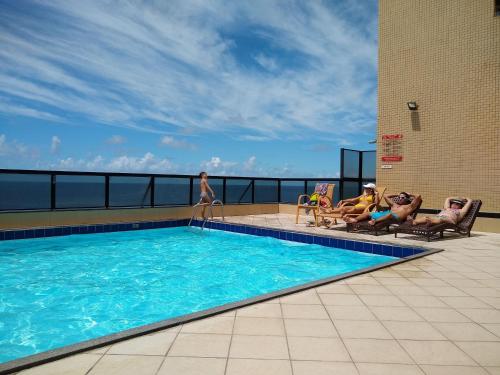 The swimming pool at or close to Farol da Barra 209