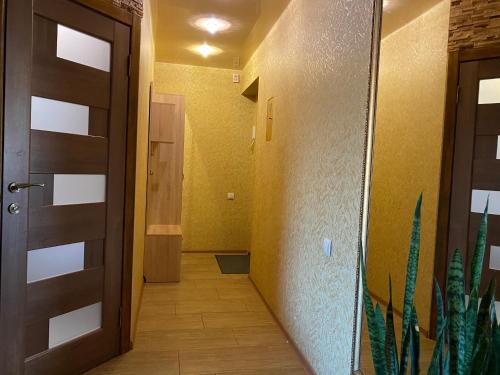 A bathroom at New apartments with panoramic views on Avenue Nauky