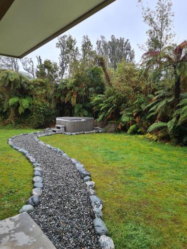 Rainforest Retreatにある庭