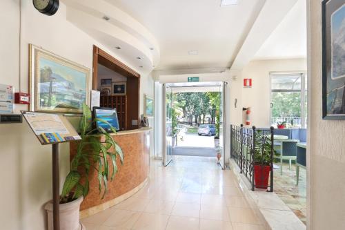 Gallery image of Hotel Daisy in Marina di Massa