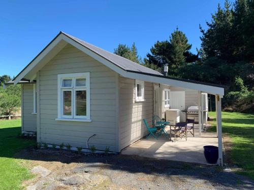 Imagen de la galería de Paratu Farm Cottage in a quiet rural setting., en  Waipukurau