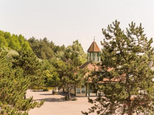 Das Gebäude in dem sich das Ferienhaus befindet