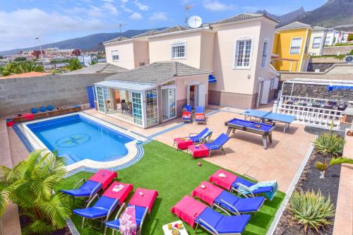Villa Teide Sol con piscina climatizada, Playa Fañabe, Costa Adeje
