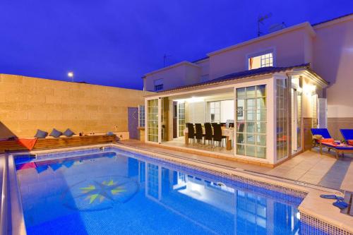 Villa Teide Sol con piscina climatizada, Playa Fañabe, Costa ...