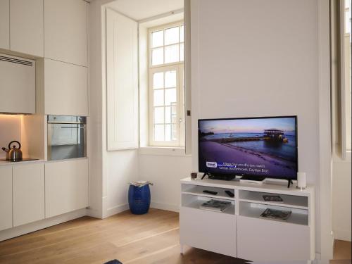 Chiado riverside modern stylish apt