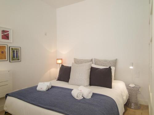 Chiado bright modern apt with ac elevator