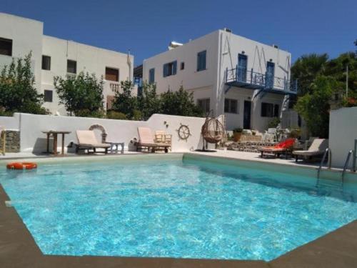 Bazén v ubytování Hotel Meltemi nebo v jeho okolí