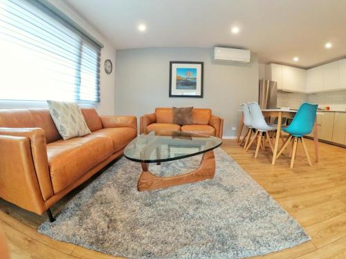 Χώρος καθιστικού στο Aspiring Apartment Wanaka