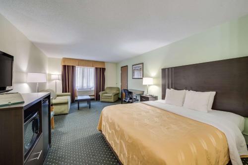 Afbeelding uit fotogalerij van Quality Inn & Suites South in Sioux Falls