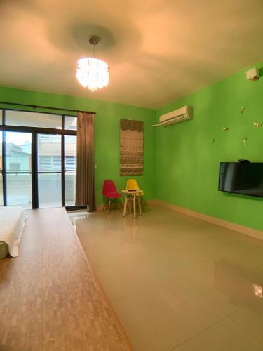 Televisor o centre d'entreteniment de EZE Homestay