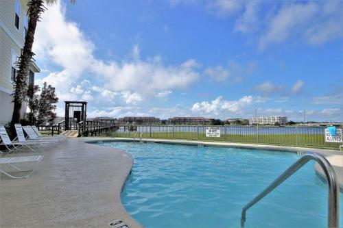 114 W Edge - River Daze - Pool – Photos 3
