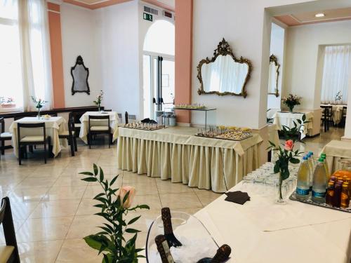 Εστιατόριο ή άλλο μέρος για φαγητό στο Hotel Eletto