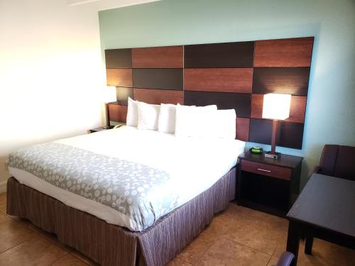 Oceanfront Inn and Suites - Ormond – Photos 2