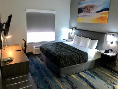 La Quinta by Wyndham Tampa Central Image