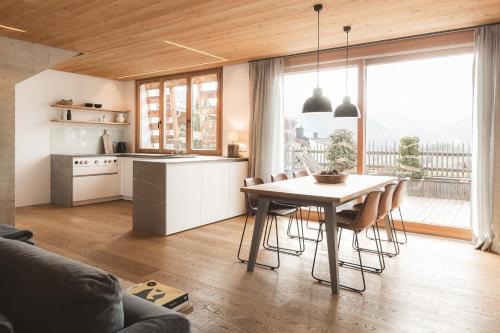 Galeriebild der Unterkunft Chesa Muntanella in Fiss