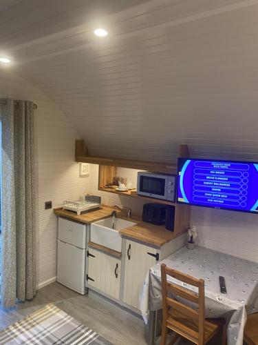 The Pod With Hot Tub Juniperlea – Photos 2