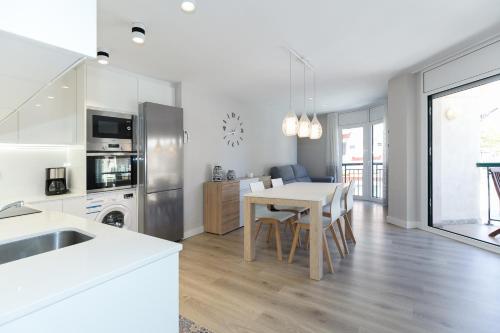 UHC AIGUADOLÇ FAMILY APARTMENTS