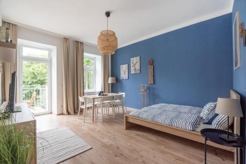 Bright, Cozy & Quiet