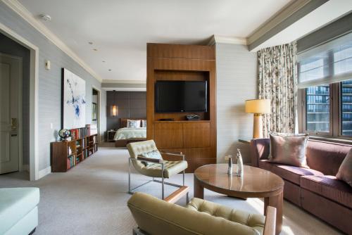 Fairmont Chicago Millennium Park Image