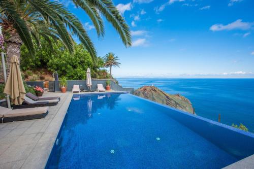 Casa Martinhos by LovelyStay