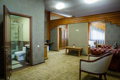 Gallery image of Guest House Chalet in Taraz