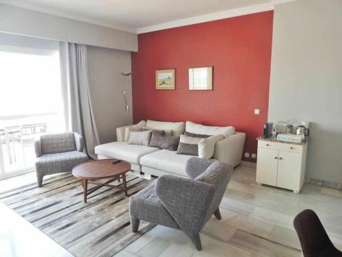 Apartament suite in Hotel Pyr of Puerto Banús, Марбелья ...