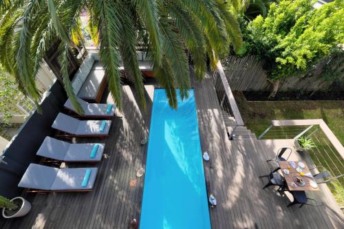 Πισίνα στο ή κοντά στο The Tree House Boutique Hotel by The Living Journey Collection