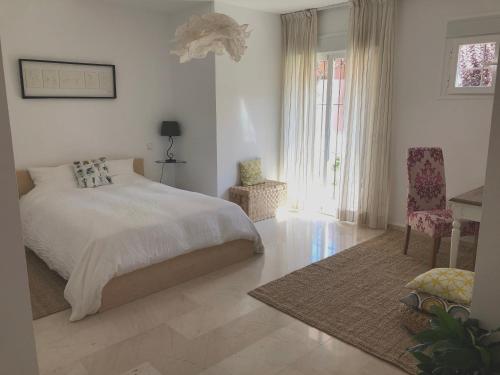 Elegant Apartment in Marbella, Pool