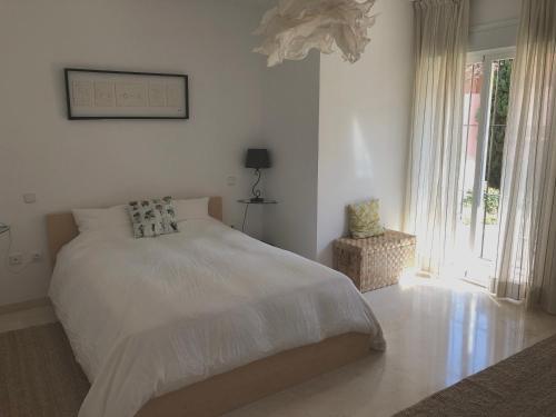 Elegant Apartment in Marbella, Pool